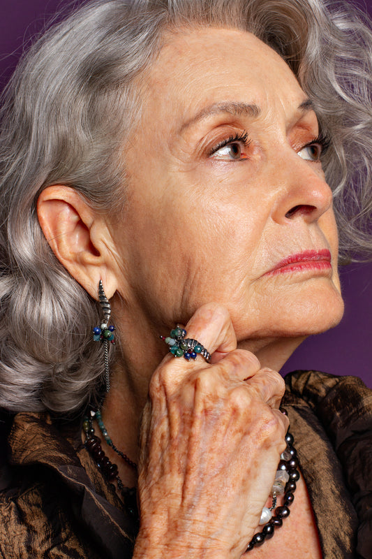 Anel marinho com pedras